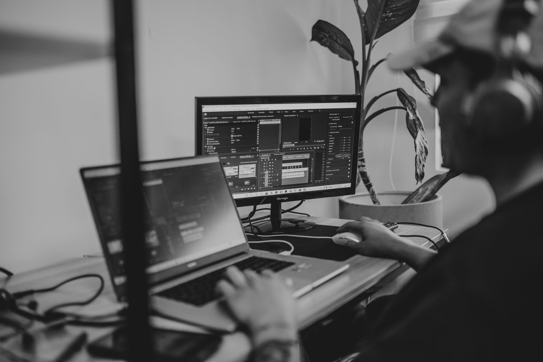 What Is CRM Integration? How CRMs Connect With Your Tools
